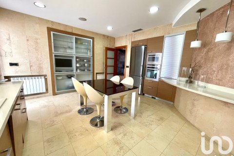 Продажа дома в Иби, Аликанте, Испания 4 спальни, 464м2 №153851 - фото 10