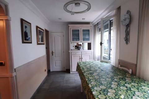 Продажа дома в Леон, Испания 4 спальни, 150м2 №153854 - фото 6