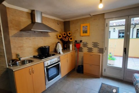 Продажа дома в Леон, Испания 4 спальни, 150м2 №153854 - фото 27