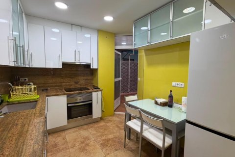 Casa adosada en venta en Torrevieja, Alicante, España 3 dormitorios, 113 m2 No. 192032 - foto 7