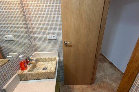 Casa adosada en venta en Torrevieja, Alicante, España 3 dormitorios, 113 m2 No. 192032 - foto 20