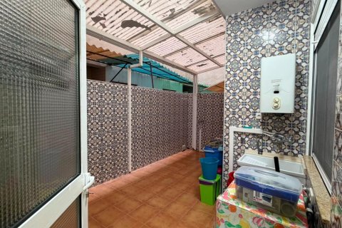 Casa adosada en venta en Torrevieja, Alicante, España 3 dormitorios, 113 m2 No. 192032 - foto 10
