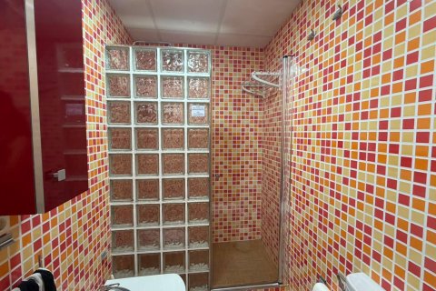 Casa adosada en venta en Torrevieja, Alicante, España 3 dormitorios, 113 m2 No. 192032 - foto 27