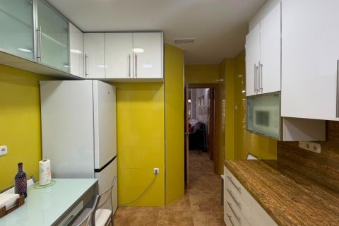 Casa adosada en venta en Torrevieja, Alicante, España 3 dormitorios, 113 m2 No. 192032 - foto 9