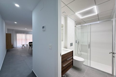 Apartamento en venta en Torrevieja, Alicante, España 3 dormitorios, 113 m2 No. 192033 - foto 10