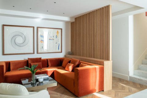 Apartament w Barcelona, Hiszpania 3 sypialnie, nr 141041 – zdjęcie 3