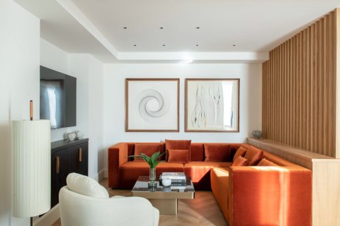 Apartament w Barcelona, Hiszpania 3 sypialnie, nr 141041 – zdjęcie 2