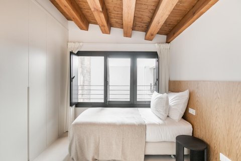 Apartament w Barcelona, Hiszpania 3 sypialnie, nr 141045 – zdjęcie 14