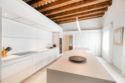 Apartament w Barcelona, Hiszpania 3 sypialnie, nr 141045 – zdjęcie 5