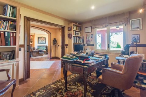 House for rent in Sant Andreu de Llavaneres, Barcelona, Spain 5 bedrooms, No. 141043 - photo 9