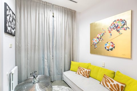 Apartament w Barcelona, Hiszpania 4 sypialnie, nr 141039 – zdjęcie 6