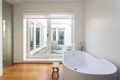 Продажа пентхауса в Барселона, Испания 4 спальни, 330м2 №159744 - фото 24
