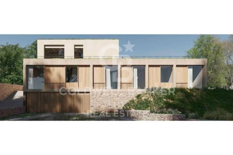 Villa for sale in Roses, Girona, Spain 4 bedrooms,  No. 159742 - photo 1