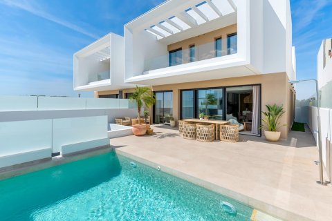 Villa till salu Dolores, Alicante, Spanien 3 sovrum, 125 kvm. Nr. 77065 - foto 27