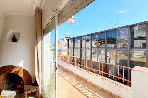 Lägenhet till salu i Lloret de Mar, Girona, Spanien 3 sovrum, 108 kvm. Nr. 146851 - foto 4