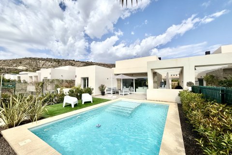 Huvila Algorfa, Alicante, Espanja 4 makuuhuonetta, 133 m2 No. 194229