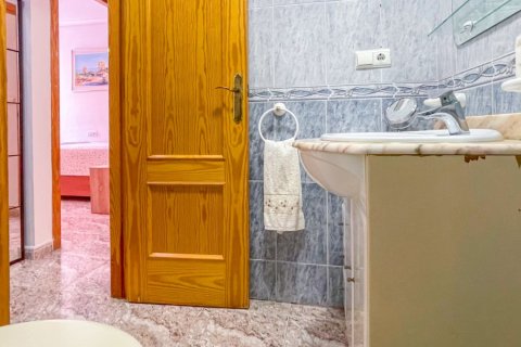 Wohnung zum Verkauf in Torrevieja, Alicante, Spanien 3 Schlafzimmer, 92 m2 Nr. 194227 - Foto 16