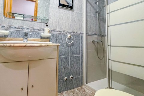 Wohnung zum Verkauf in Torrevieja, Alicante, Spanien 3 Schlafzimmer, 92 m2 Nr. 194227 - Foto 15