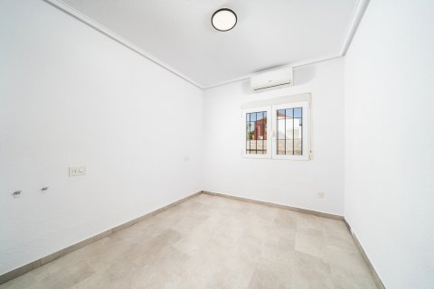 Huvila myytävänä Los Balcones, Alicante, Espanja, 5 makuuhuonetta, 223 m2 No. 194232 - kuva 20