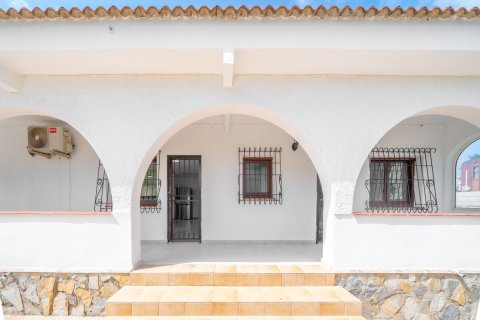 Huvila myytävänä Los Balcones, Alicante, Espanja, 5 makuuhuonetta, 223 m2 No. 194232 - kuva 23