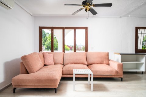 Huvila myytävänä Los Balcones, Alicante, Espanja, 5 makuuhuonetta, 223 m2 No. 194232 - kuva 13