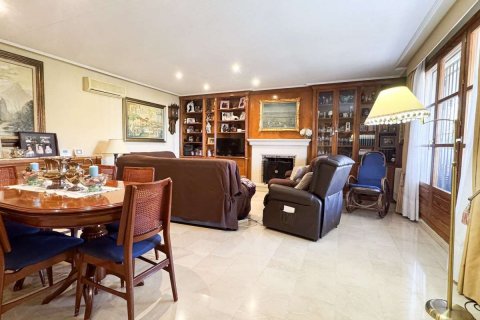 Villa à vendre à Mutxamel, Alicante, Espagne, 5 chambres, 350 m2 No. 173587 - photo 6