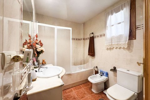 Villa à vendre à Mutxamel, Alicante, Espagne, 5 chambres, 350 m2 No. 173587 - photo 26