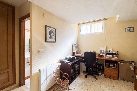 Villa à vendre à Mutxamel, Alicante, Espagne, 5 chambres, 350 m2 No. 173587 - photo 29