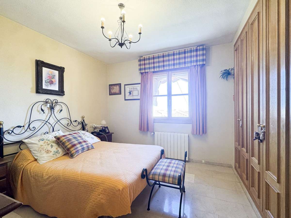 Villa en Mutxamel, Alicante, España 5 dormitorios, 350 m2 No. 173587