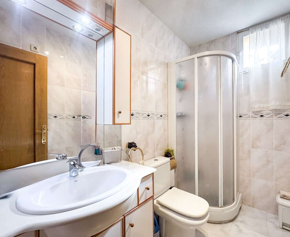 Villa en Mutxamel, Alicante, España 5 dormitorios, 350 m2 No. 173587
