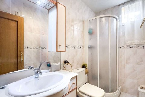 Villa à vendre à Mutxamel, Alicante, Espagne, 5 chambres, 350 m2 No. 173587 - photo 30