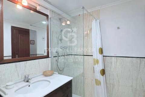 Apartament w Valencia, Hiszpania 4 sypialnie, 95 mkw. nr 156769 – zdjęcie 14