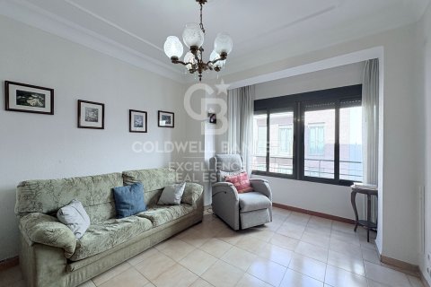 Apartament w Valencia, Hiszpania 4 sypialnie, 95 mkw. nr 156769 – zdjęcie 7