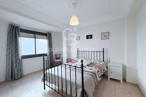 Apartament w Valencia, Hiszpania 4 sypialnie, 95 mkw. nr 156769 – zdjęcie 4