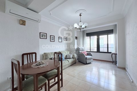Apartament w Valencia, Hiszpania 4 sypialnie, 95 mkw. nr 156769 – zdjęcie 2