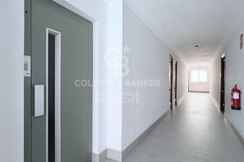 Huoneisto myytävänä Valencia, Espanja, 4 makuuhuonetta, 95 m2 No. 156769 - kuva 28