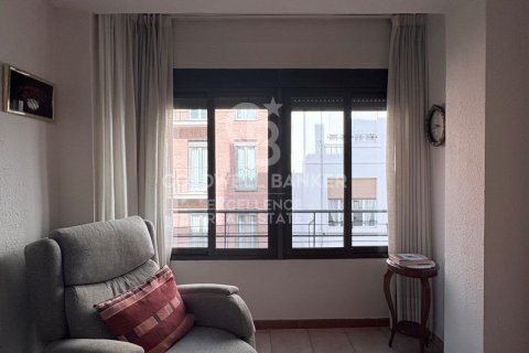 Apartament w Valencia, Hiszpania 4 sypialnie, 95 mkw. nr 156769 – zdjęcie 16