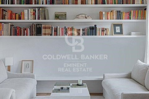 Huoneisto myytävänä Barcelona, Espanja, 2 makuuhuonetta, 98 m2 No. 156766 - kuva 3