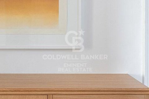 Huoneisto myytävänä Barcelona, Espanja, 2 makuuhuonetta, 98 m2 No. 156766 - kuva 10