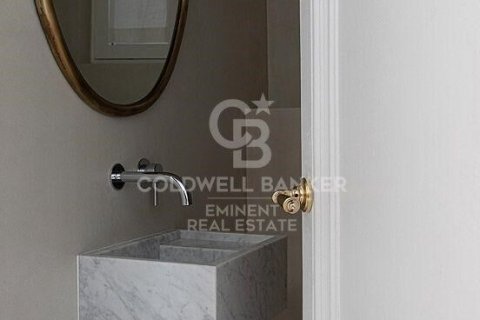 Huoneisto myytävänä Barcelona, Espanja, 2 makuuhuonetta, 98 m2 No. 156766 - kuva 12