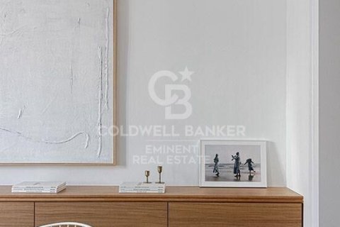 Huoneisto myytävänä Barcelona, Espanja, 2 makuuhuonetta, 98 m2 No. 156766 - kuva 19