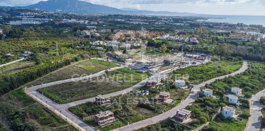 Tontti Estepona, Malaga, Espanja 500 m2 No. 156767