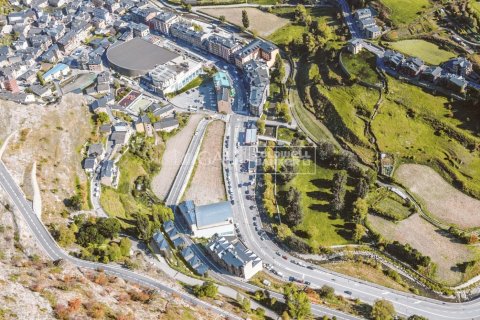 House for sale in Principado De Andorra (Ninguna Poblacion Tiene C.P.), Lleida, Spain 4 bedrooms, 255 sq.m. No. 156768 - photo 15