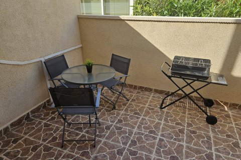 Bungalow for sale in La Zenia, Alicante, Spain 2 bedrooms, 72 sq.m. No. 189247 - photo 11