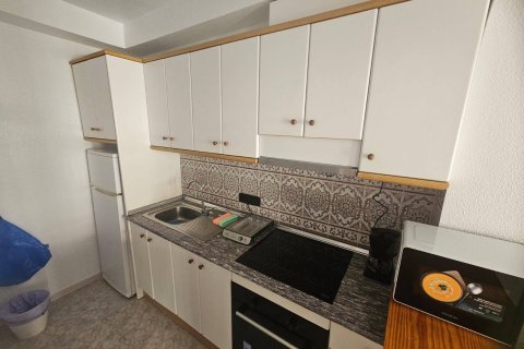 Bungalow for sale in La Zenia, Alicante, Spain 2 bedrooms, 72 sq.m. No. 189247 - photo 3