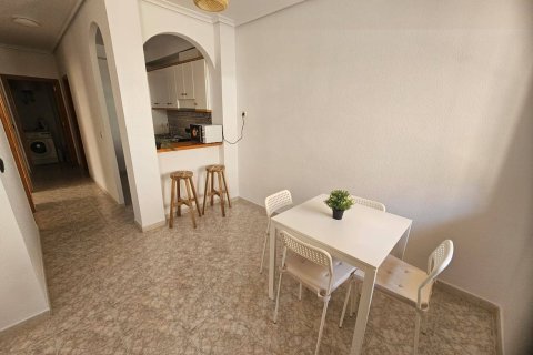 Bungalow for sale in La Zenia, Alicante, Spain 2 bedrooms, 72 sq.m. No. 189247 - photo 5