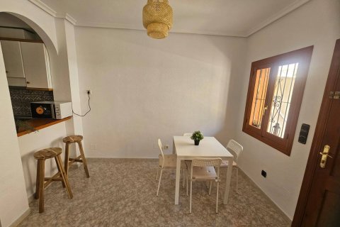 Bungalow for sale in La Zenia, Alicante, Spain 2 bedrooms, 72 sq.m. No. 189247 - photo 7