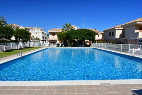 Bungalow in La Zenia, Alicante, Spain 2 bedrooms, 72 sq.m. No. 189247
