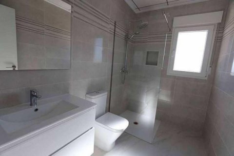 Villa in vendita a Pinoso, Alicante, Spagna 3 camere da letto, 120 mq. N° 142341 - foto 7
