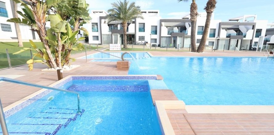 Bungalow a Alicante, Spagna 2 camere da letto, 73 mq. N° 179605